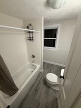 256-258 Gibson St, Unit 258 in Lowell, MA - Building Photo - Building Photo