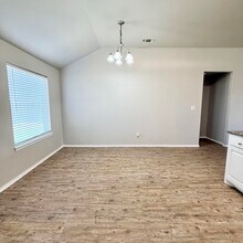 1020 Preston Trails in Wolfforth, TX - Building Photo - Building Photo