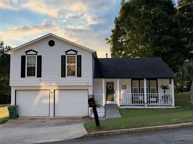 property at 707 Fair Harbor Dr