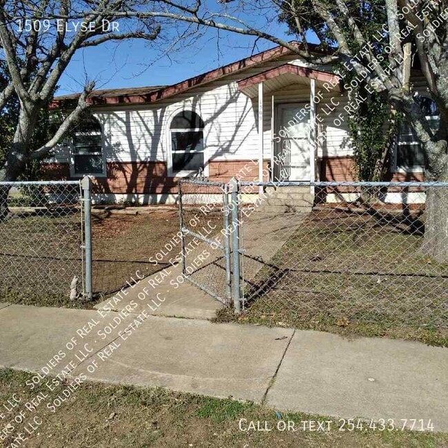 property at 1509 Elyse Dr
