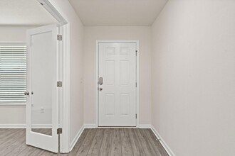 794 Riverwalk Cir in Freeport, FL - Building Photo - Building Photo