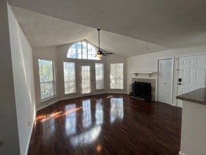 1112 Sandy Ln Dr in Alpharetta, GA - Building Photo - Building Photo