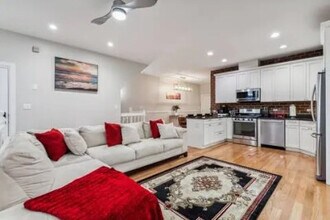 3935 S Wells St, Unit 1 in Chicago, IL - Building Photo - Building Photo