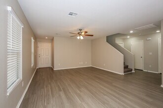 8616 Dodds Canyon St in Las Vegas, NV - Building Photo - Building Photo