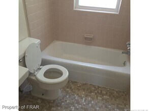 1704 Newark Ave in Fayetteville, NC - Building Photo - Building Photo