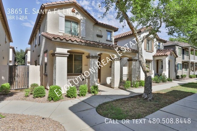 3865 E Santa Fe Ln