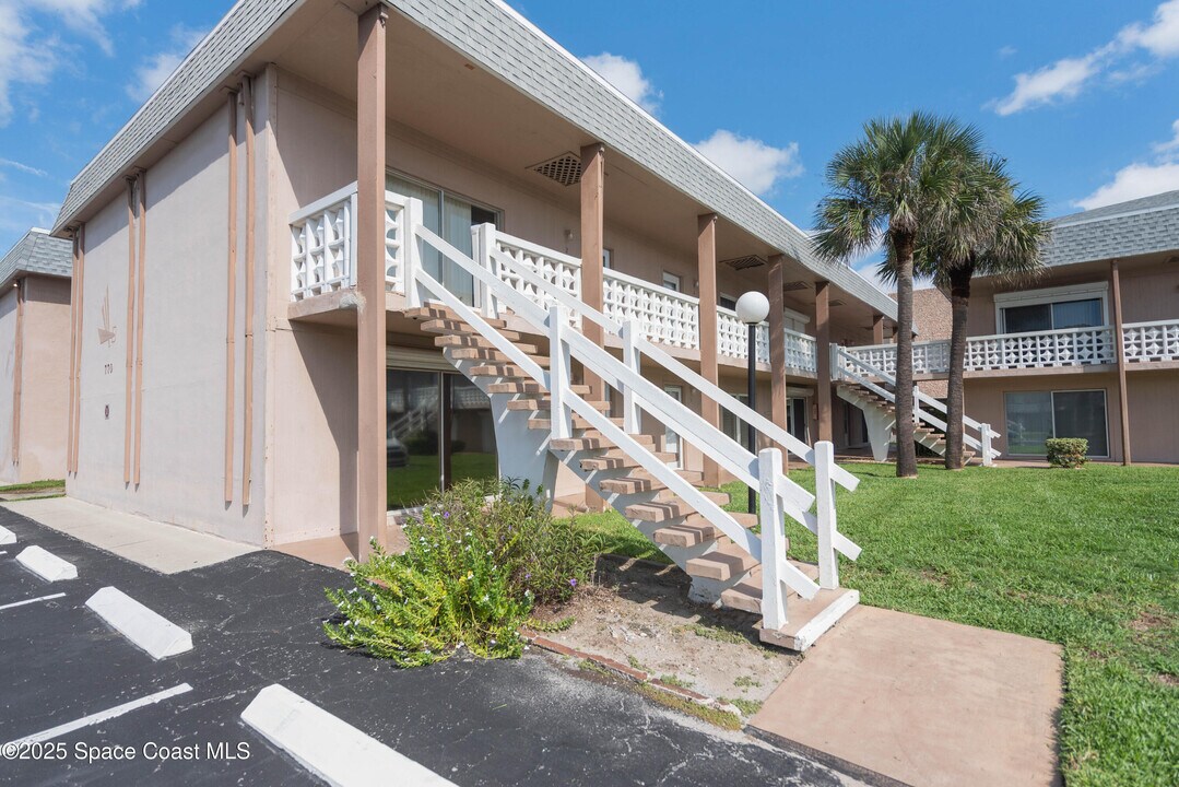 3150 N Atlantic Ave in Cocoa Beach, FL - Building Photo