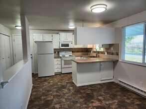 4454 N Pleasant Ln in Post Falls, ID - Building Photo - Building Photo