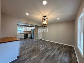 397 Briarwood Dr in Valparaiso, IN - Building Photo - Building Photo
