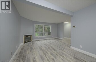 595 Third St in London, ON - Building Photo - Building Photo