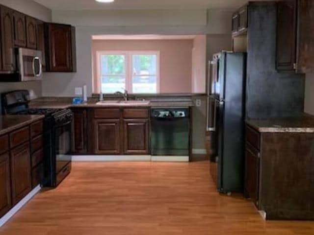 5411 W Lake Shore Dr in Wonder Lake, IL - Building Photo - Building Photo