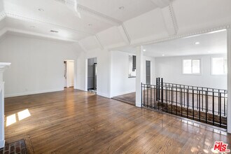 437 Norwich Dr in West Hollywood, CA - Building Photo - Building Photo