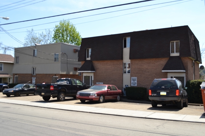 Beaver County Apartment in Rochester, PA - Foto de edificio