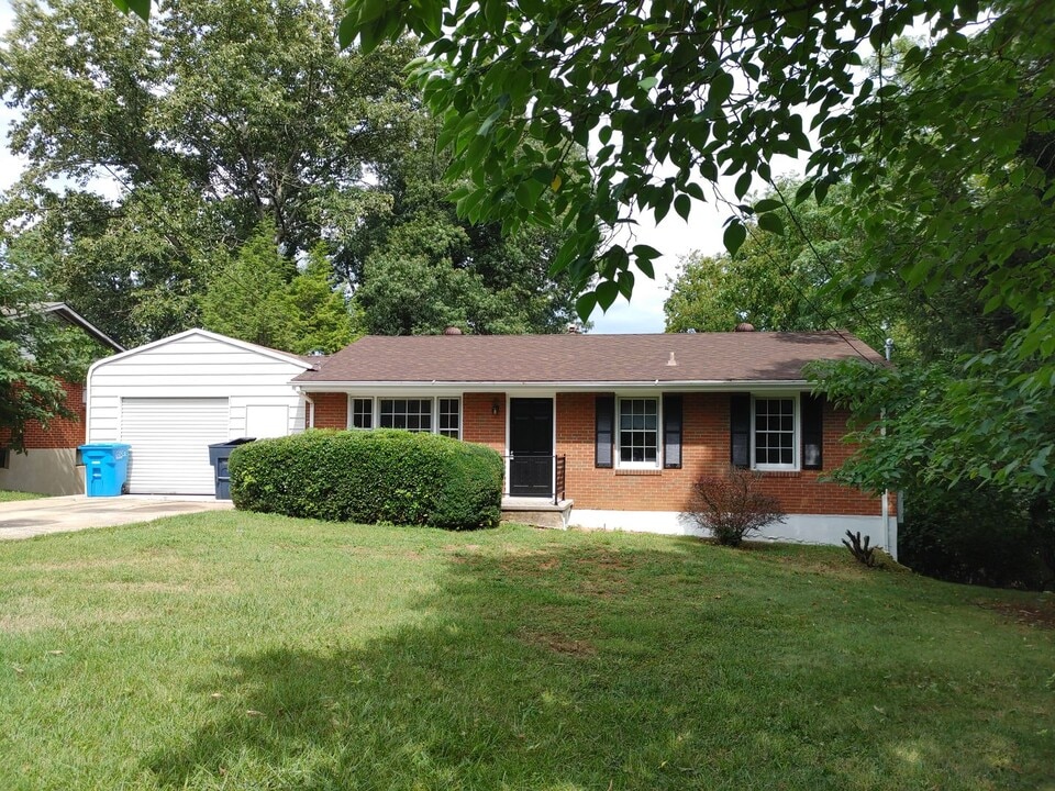 101 Trout St NW in Roanoke, VA - Building Photo