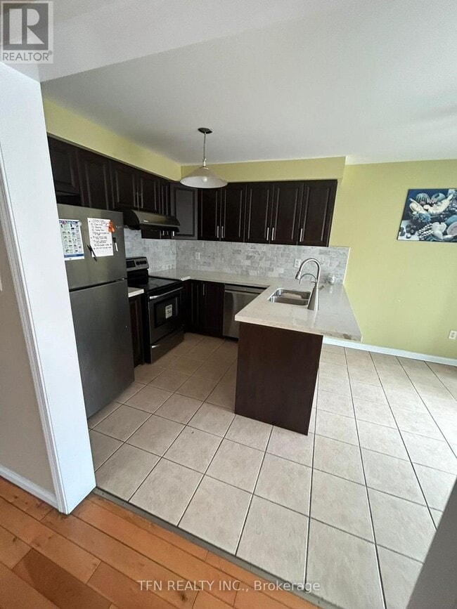 property at 117 Rouge River Dr