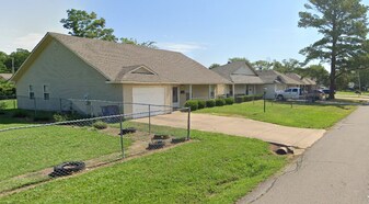 4219 Young St in Fort Smith, AR - Building Photo