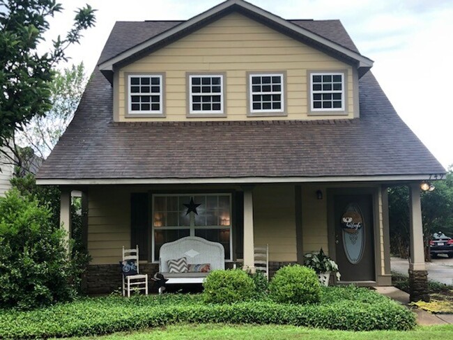 property at 749 Hunter Ct