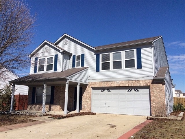 9206 Huntleigh Cir in Plainfield, IN - Building Photo