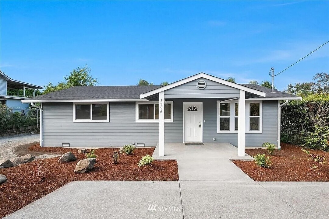 2996 S Dakota St in Seattle, WA - Building Photo