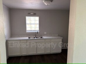 1321 NE 39th St in Oklahoma City, OK - Building Photo - Building Photo