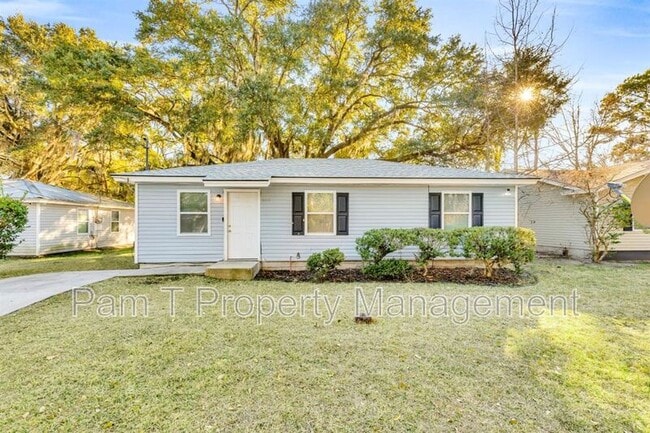 1925 Cowan Ave in Savannah, GA - Building Photo - Building Photo