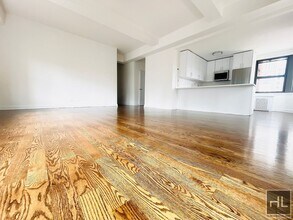 EAST 57 STREET in New York, NY - Building Photo - Building Photo