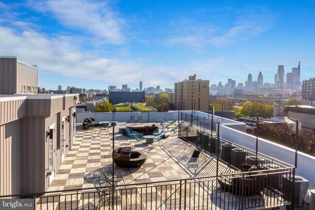 property at 629 W Girard Ave