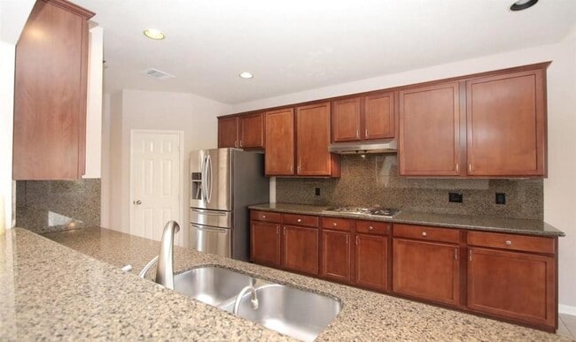 7838 Autumn Hollow Ln in Houston, TX - Foto de edificio - Building Photo