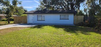 3110 Ave R NW in Winter Haven, FL - Building Photo