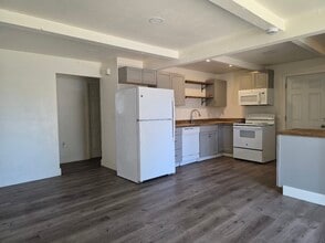 1746 E 23rd St in Merced, CA - Building Photo - Building Photo