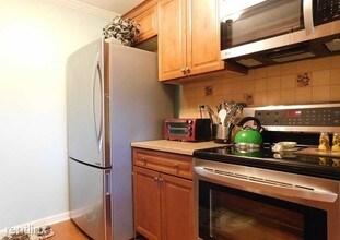 300 Main St in Little Falls, NJ - Building Photo - Building Photo