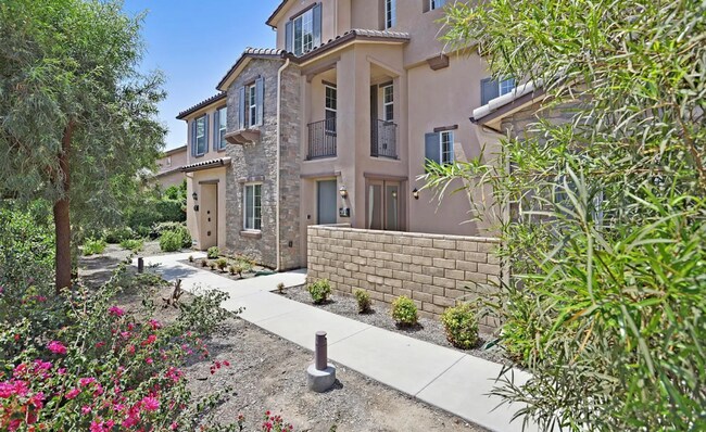 458 Stratus Ln in Simi Valley, CA - Building Photo - Building Photo