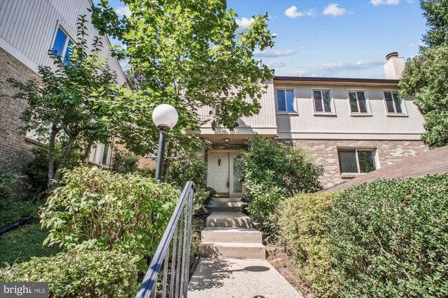 3809 Hemlock Way in Fairfax, VA - Building Photo - Building Photo