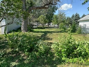 328 Washington Ave in Ames, IA - Building Photo - Building Photo