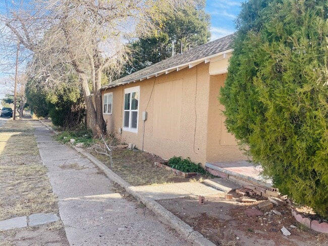 501 S Avenue B in Portales, NM - Building Photo - Building Photo