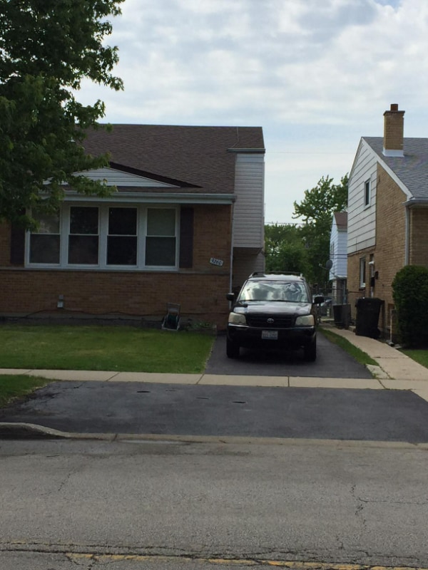 property at 9260 Dee Rd