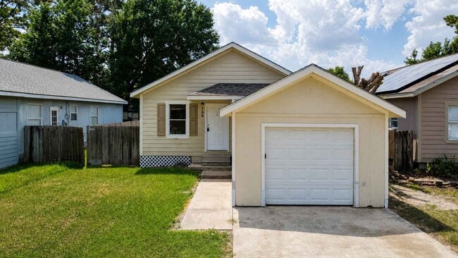 property at 11919 Kingslake Forest Dr