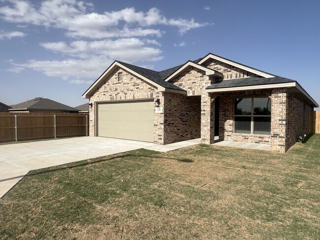 1301 Ross Ave in Lubbock, TX - Building Photo - Building Photo
