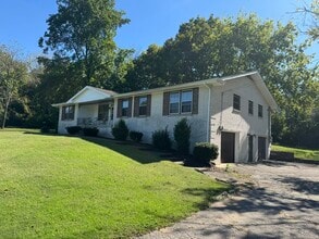 9019 Meadowlawn Dr in Brentwood, TN - Building Photo - Building Photo