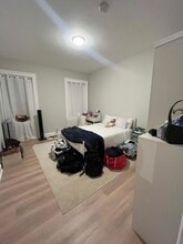 1198 Commonwealth Ave, Unit 3 in Boston, MA - Foto de edificio - Building Photo