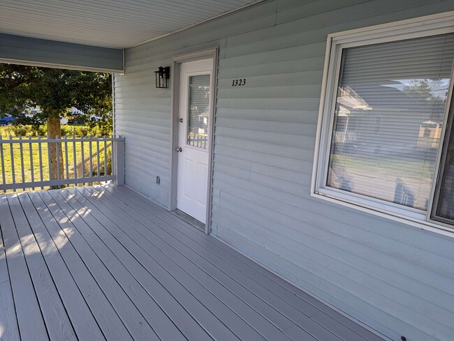 1323 Oak St in Parkersburg, WV - Building Photo - Building Photo