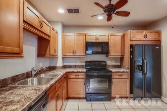 3516 W McElroy Ave in Tampa, FL - Building Photo - Building Photo