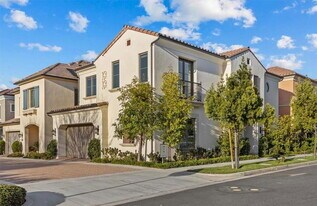 117 Montero in Irvine, CA - Building Photo
