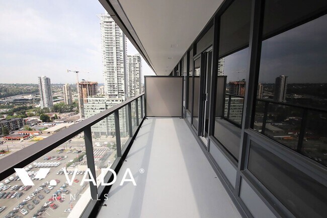 1955 Alpha Wy. in Burnaby, BC - Building Photo - Building Photo