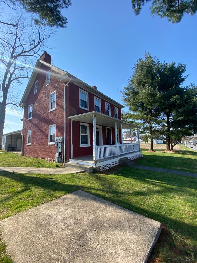 78 Main St Rentals in New Providence, PA
