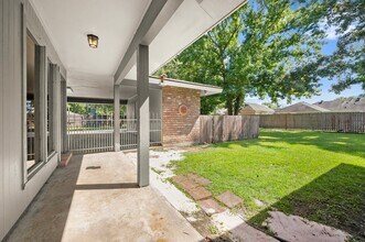 14742 Sweetwood Ct in Baton Rouge, LA - Building Photo - Building Photo
