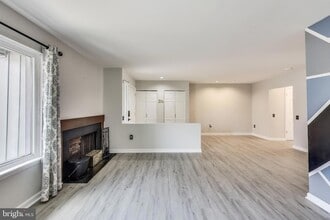18509 Owl Run Way, Unit 2R in Germantown, MD - Building Photo - Building Photo