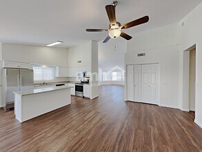 4224 E Cathedral Rock Dr in Phoenix, AZ - Foto de edificio - Building Photo