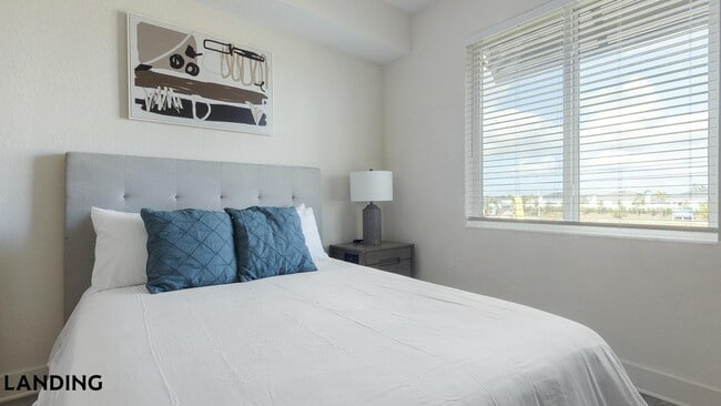 9650 52nd Ave E, Unit 1-206