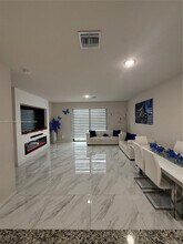 10917 SW 232nd Terrace in Princeton, FL - Building Photo - Building Photo